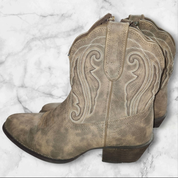 Womens durango Crush Distressed Shortie Boots- Flaws - Picture 5 of 11